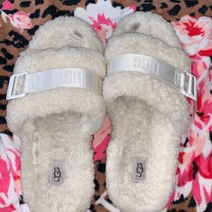 UGG 3 inch used  platform slippers